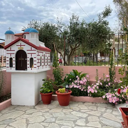 Avli Luxury Apartamento Ierissos